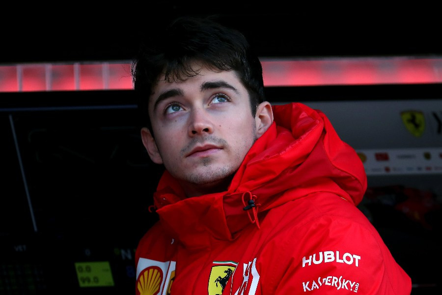 Leclerc Plays Down Reports of Ferrari Tension - partycasino
