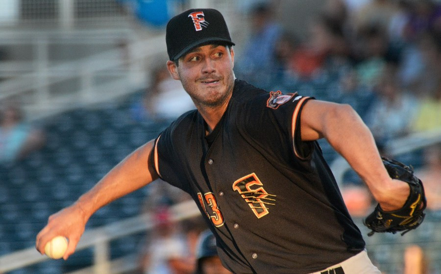 Appel Gets MLB Call Up At Thirty - partycasino